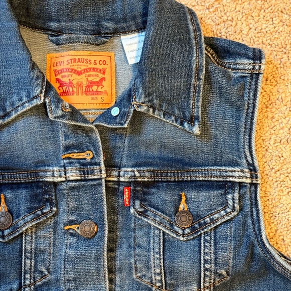 Levi's Blue Denim vest - Picture 1 of 4